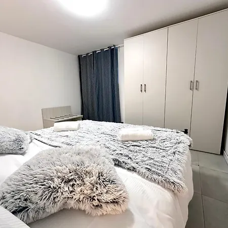 Greif Pineta Villa *